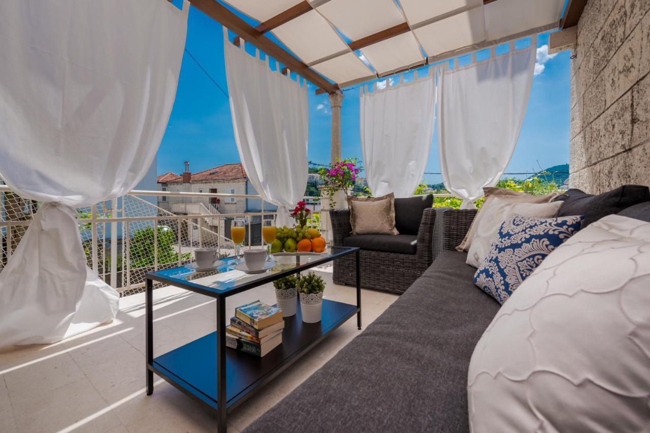 Superior Stunning Apartment Gravosa With A Free Parking Дубровник Екстериор снимка