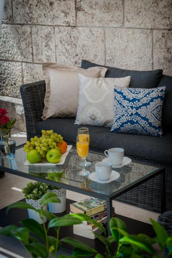 Superior Stunning Apartment Gravosa With A Free Parking Дубровник Екстериор снимка