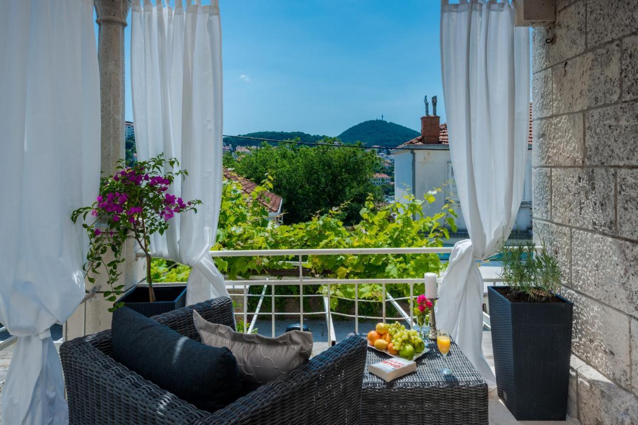 Superior Stunning Apartment Gravosa With A Free Parking Дубровник Екстериор снимка