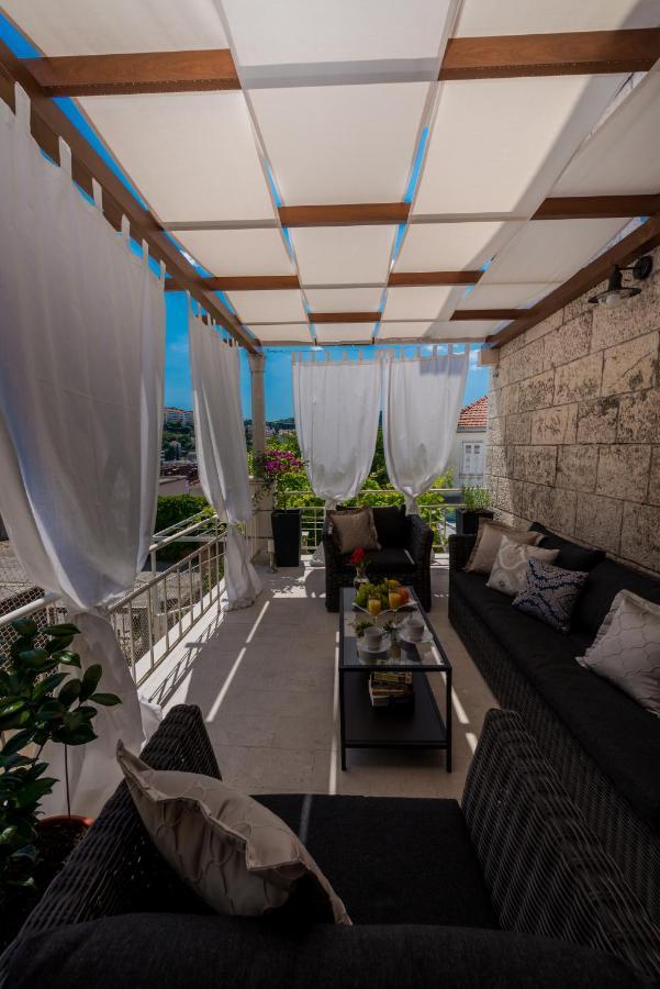 Superior Stunning Apartment Gravosa With A Free Parking Дубровник Екстериор снимка