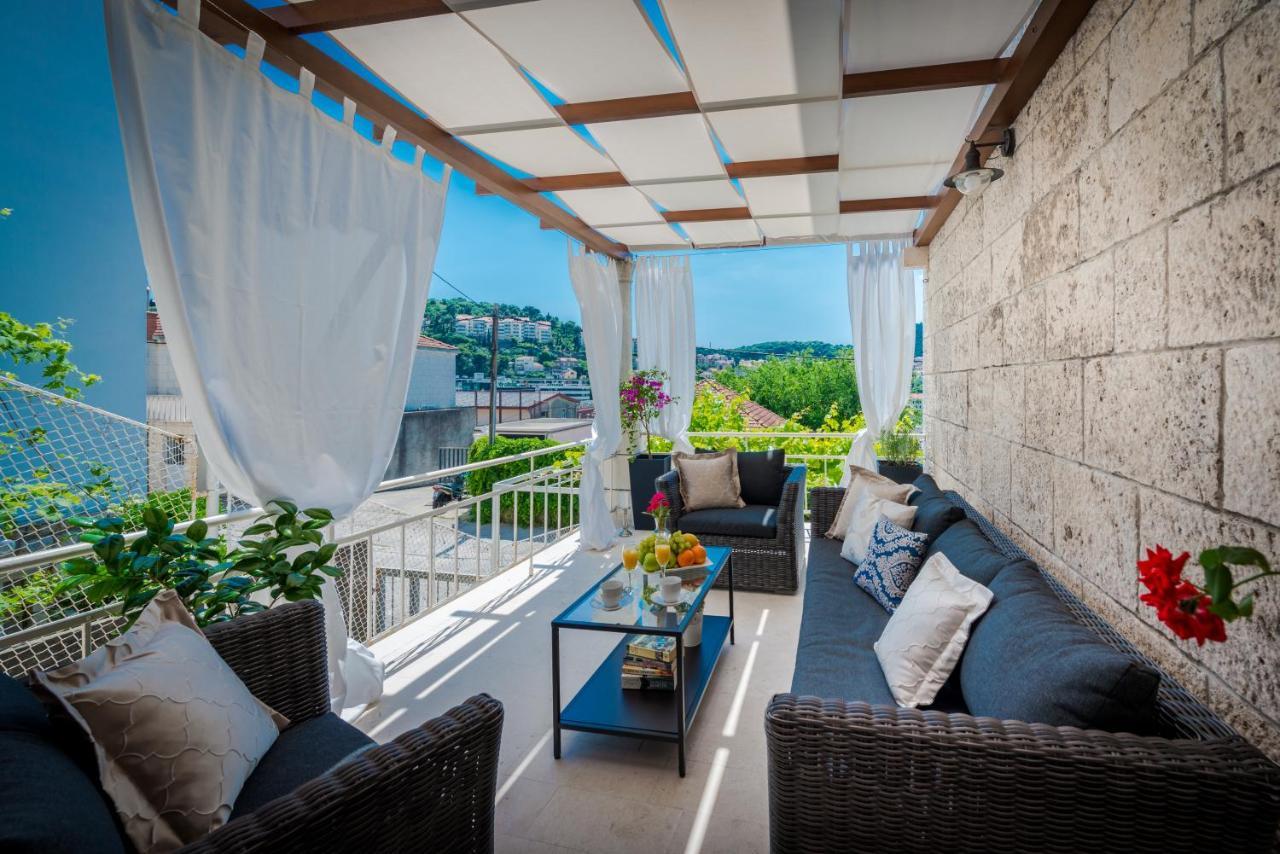 Superior Stunning Apartment Gravosa With A Free Parking Дубровник Екстериор снимка