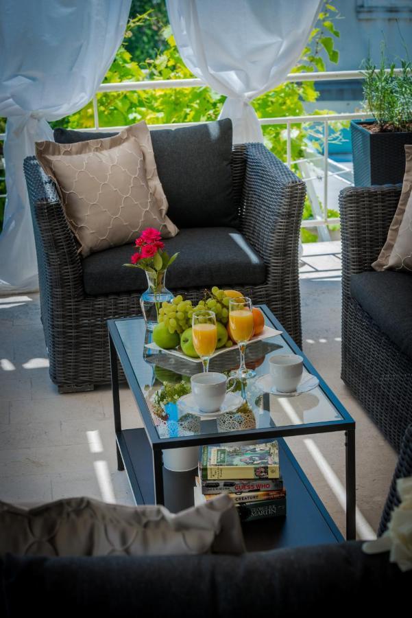 Superior Stunning Apartment Gravosa With A Free Parking Дубровник Екстериор снимка