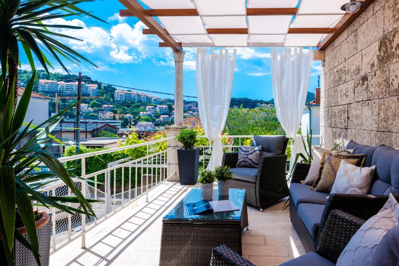 Superior Stunning Apartment Gravosa With A Free Parking Дубровник Екстериор снимка